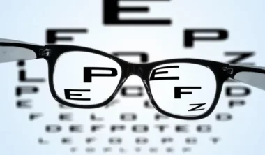 depositphotos_29189633-stock-photo-eyeglasses